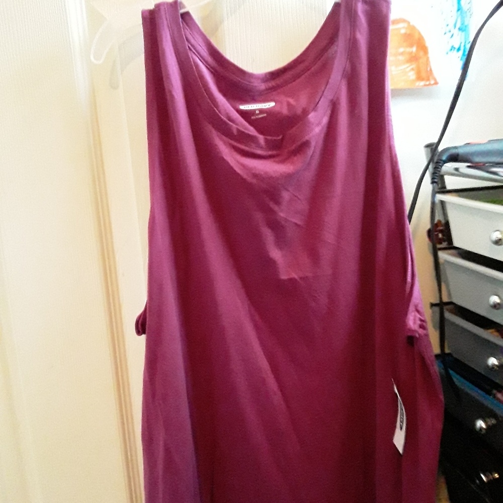 NWT Pink Old Navy tank